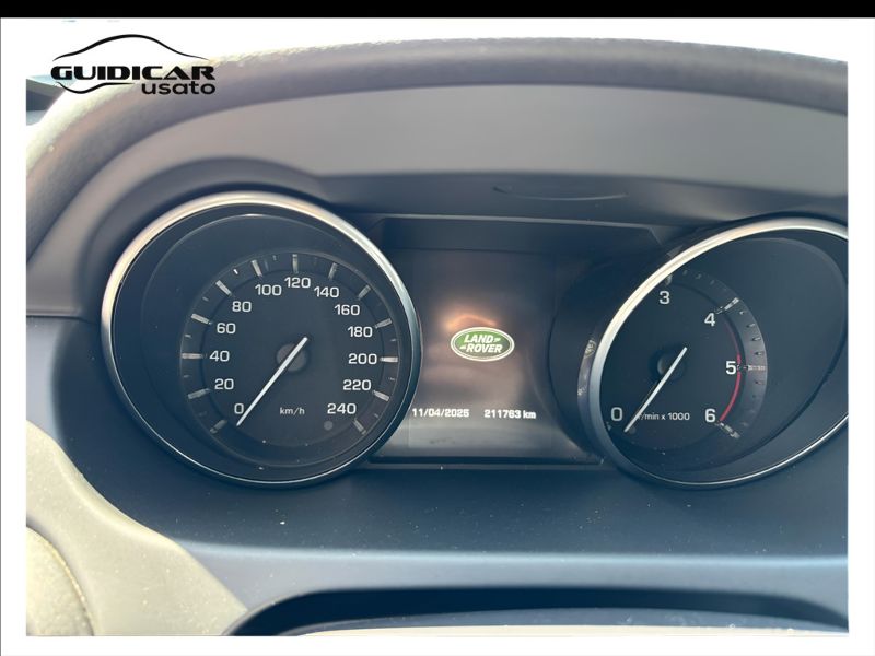 GuidiCar - LAND ROVER Discovery Sport 2015 Discovery Sport 2.2 sd4 HSE awd 190cv auto Usato